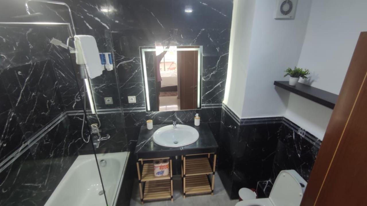 Holiday Apartments In Tanger Boulevard المظهر الخارجي الصورة